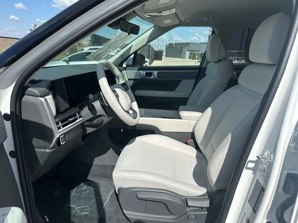 2026 Hyundai Santa Fe SE photo 17