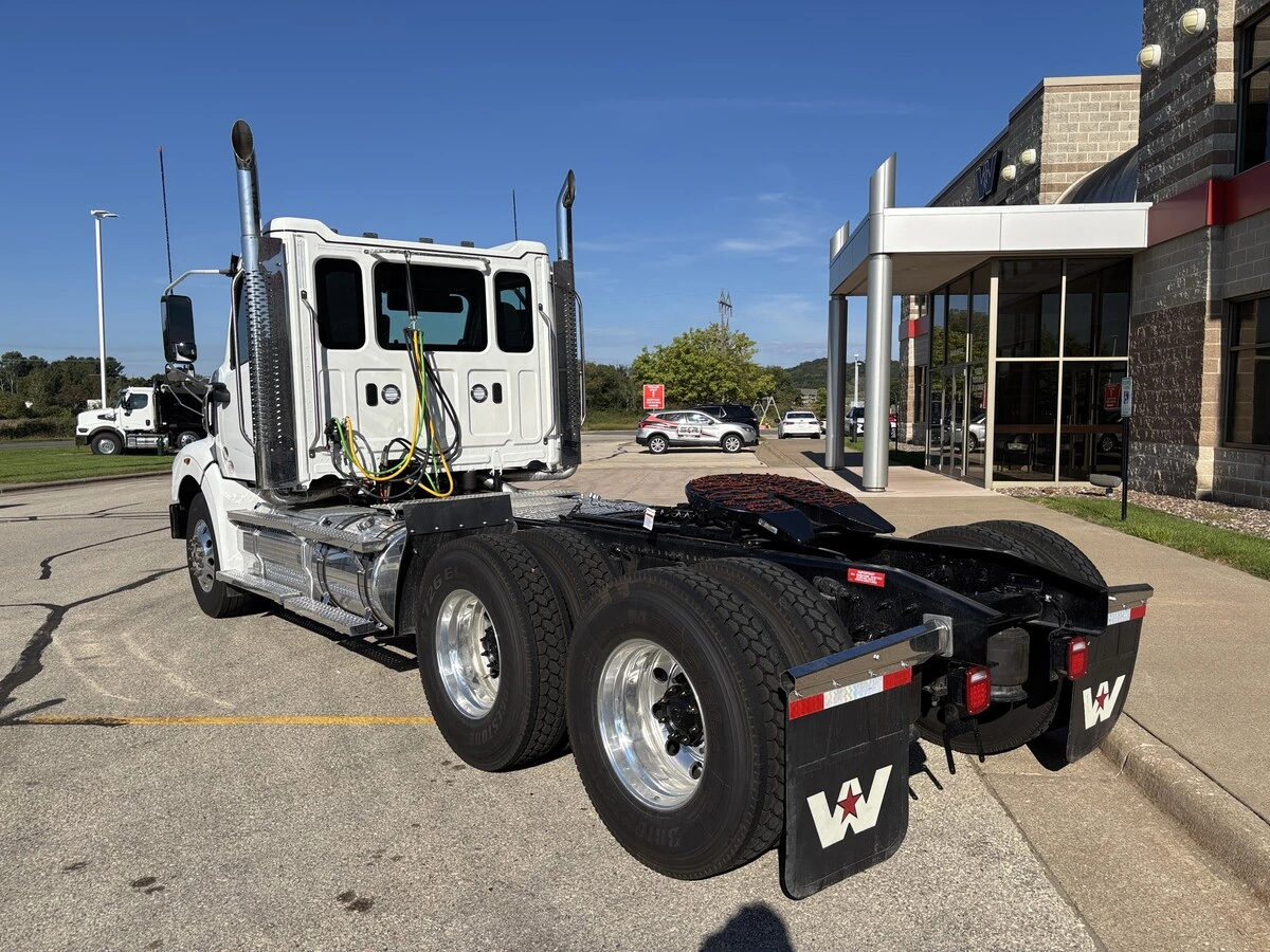 2027 Western Star 49X — photo 7