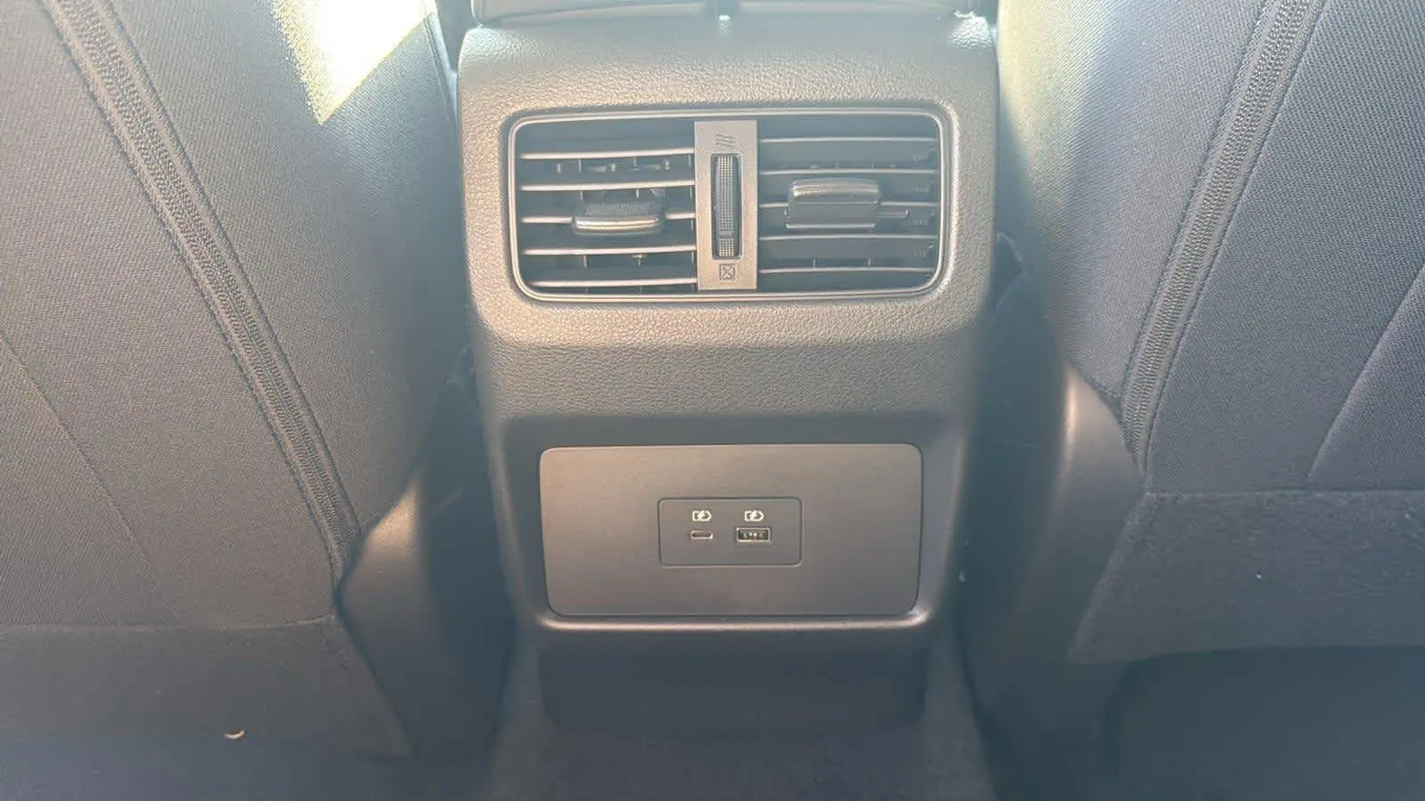 2023 Nissan Rogue SV photo 21