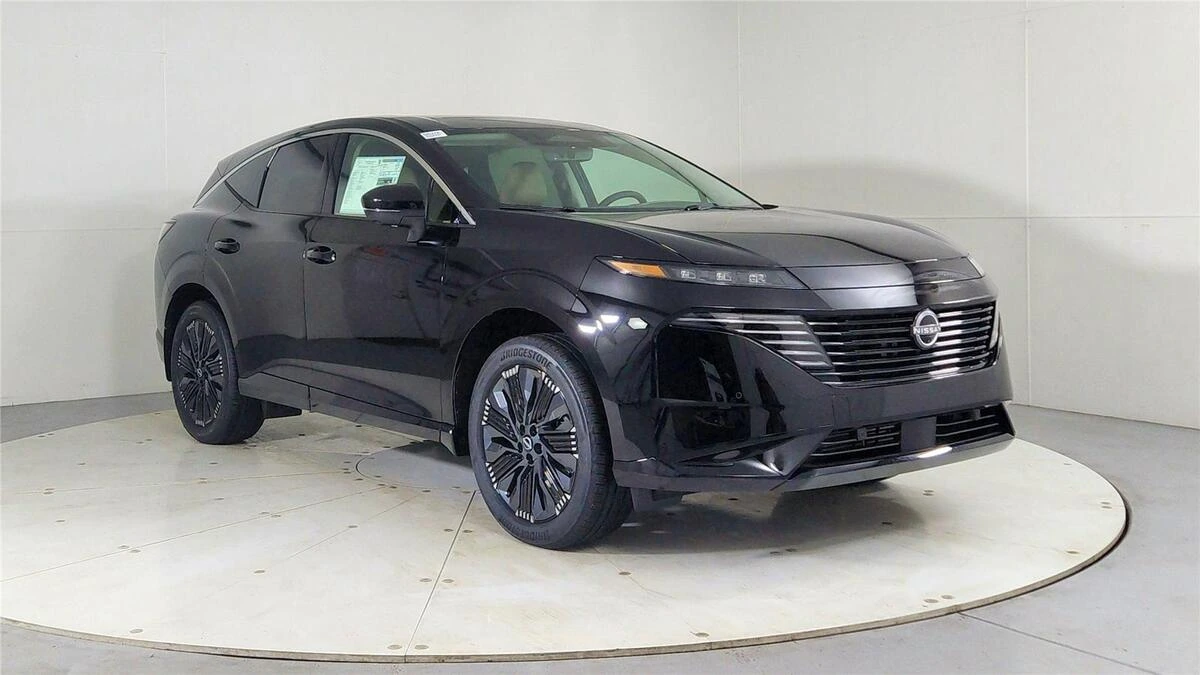 2026 Nissan Murano Platinum's photo