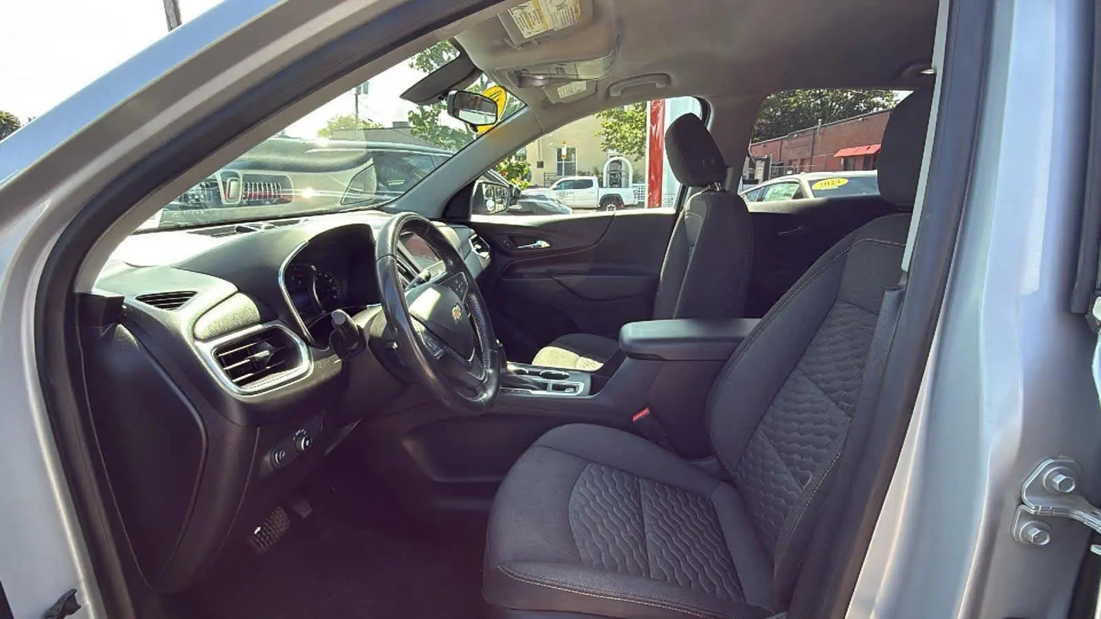 2019 Chevrolet Equinox LT photo 19