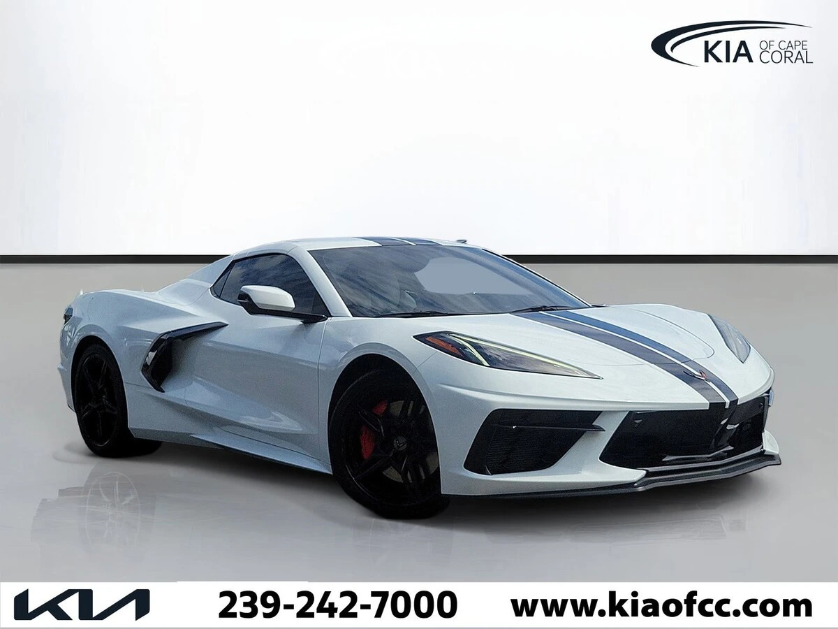 2022 Chevrolet Corvette Stingray Convertible 2LT's photo