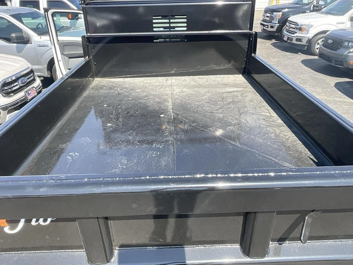 2026 Ford F-350 Super Duty Chassis Cab XL - Photo 20