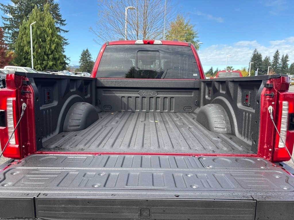 2026 Ford F-350 Super Duty XLT - Photo 29