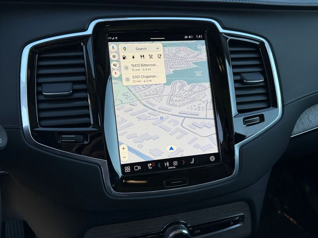 2023 Volvo - image 20