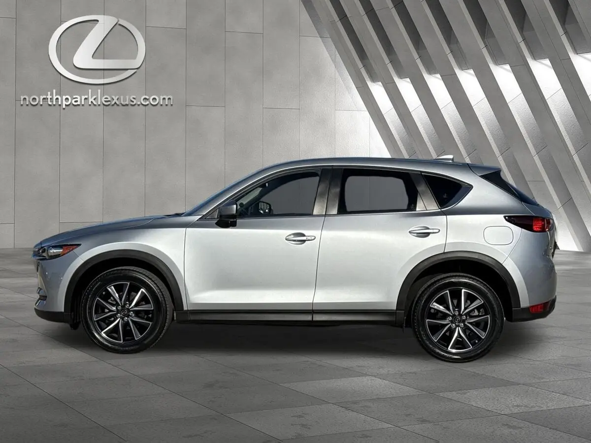 2018 Mazda CX-5 Touring's photo
