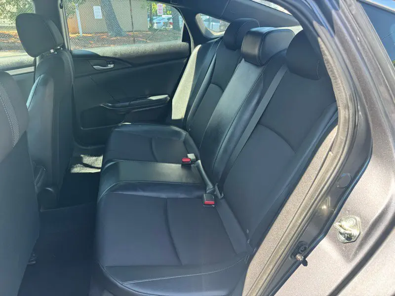 2019 Honda Civic Sport photo 8