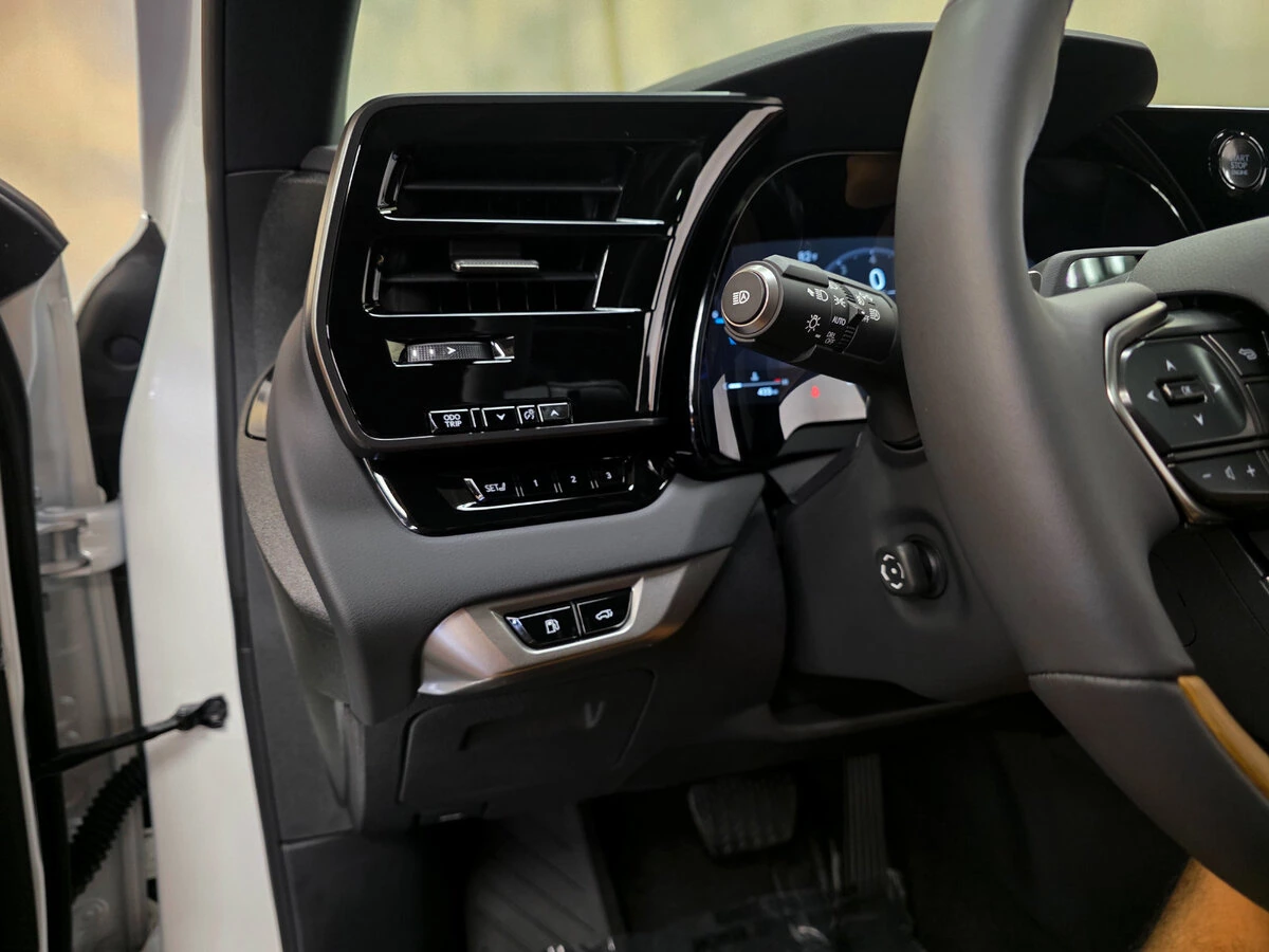 2026 Lexus RX 350 - Photo 22