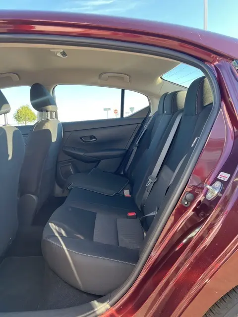 2025 Nissan Sentra SV photo 10