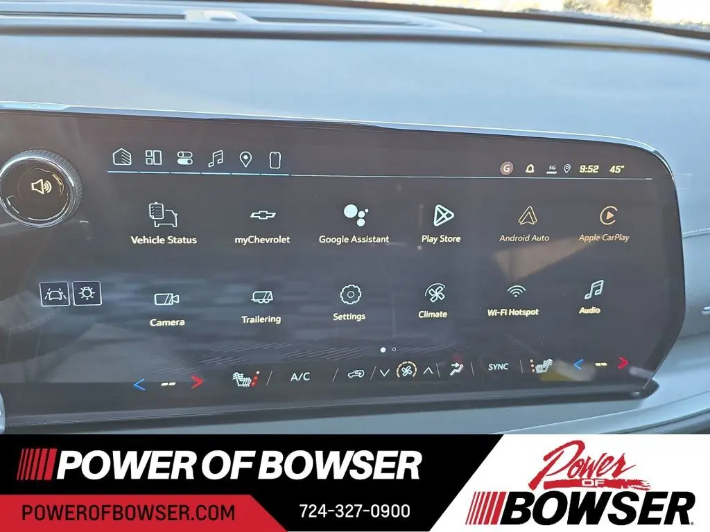 2026 Chevrolet Traverse 2LT photo 3