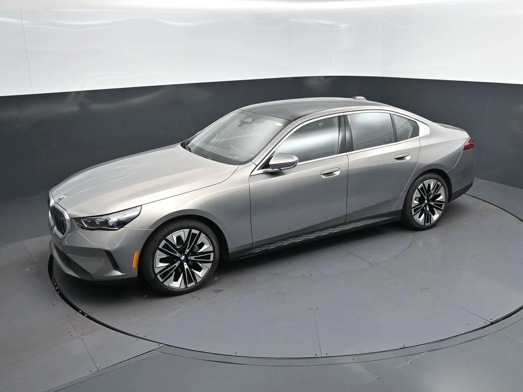 2026 BMW 5 Series 530i Sedan's photo
