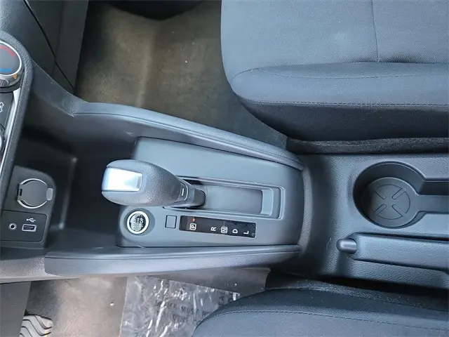 2025 Nissan Kicks Play S photo 22