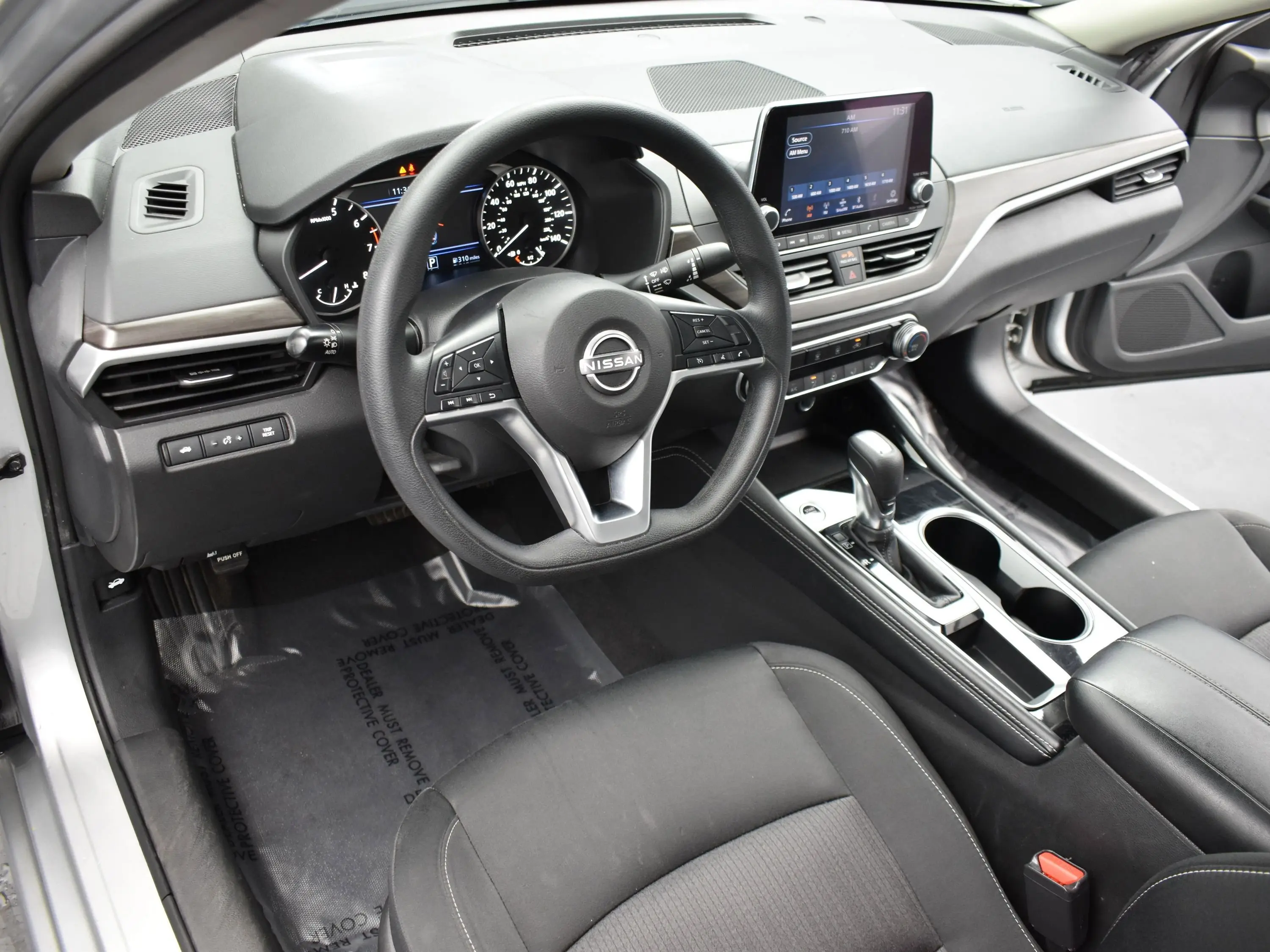 2023 Nissan Altima 2.5 SV photo 8