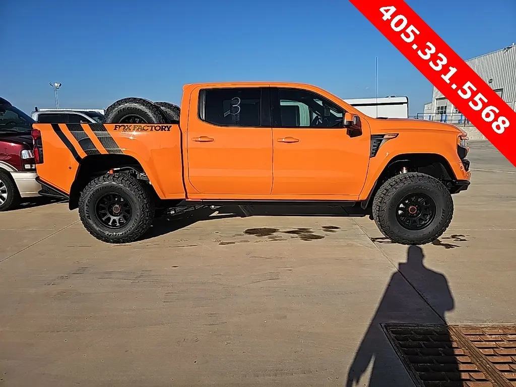 2025 Chevrolet Silverado 1500 LTZ photo 4