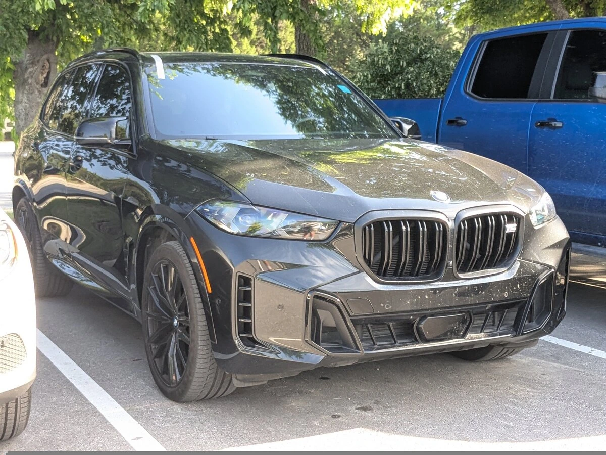 2024 BMW X5 M60i's photo