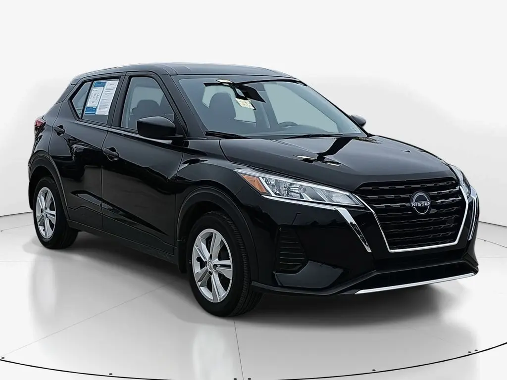 Used 2024 Nissan Kicks S with VIN 3N1CP5BV8RL579255 for sale in Madisonville, KY