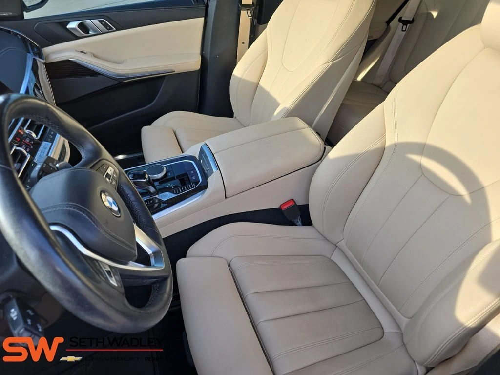 2020 BMW X5 40i - Photo 15