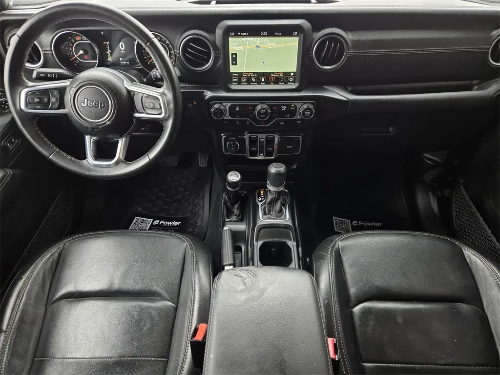 2022 Jeep Wrangler Unlimited Sahara photo 24