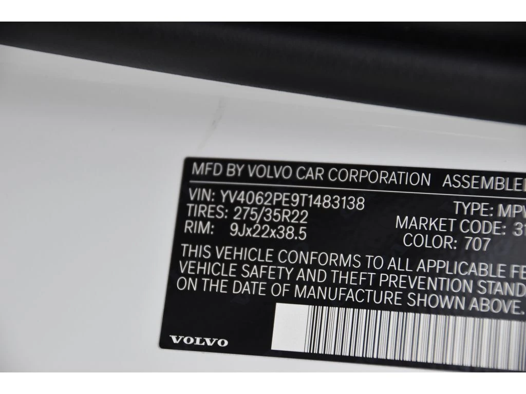 2026 Volvo - image 27