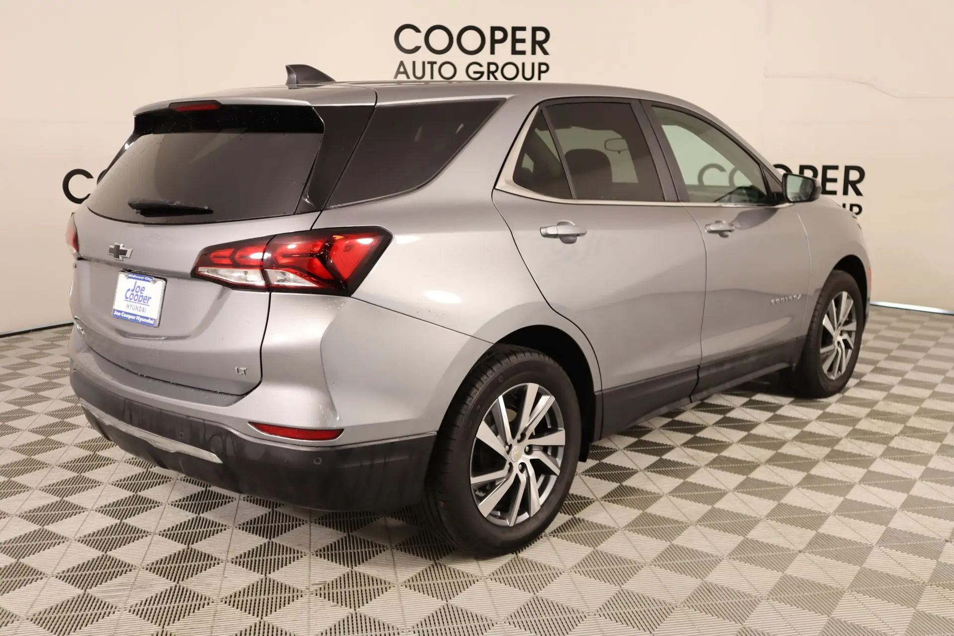 2024 Chevrolet Equinox LT photo 18