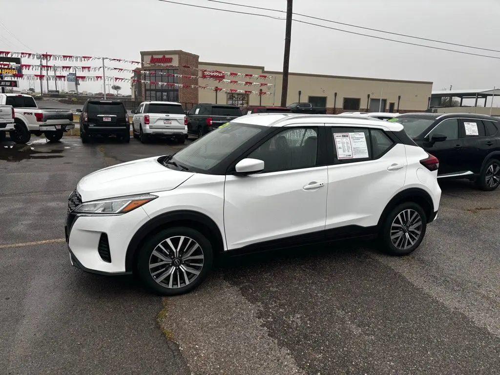 2024 Nissan Kicks SV
