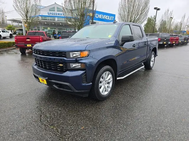 2019 Chevrolet Silverado 1500 Custom photo 2