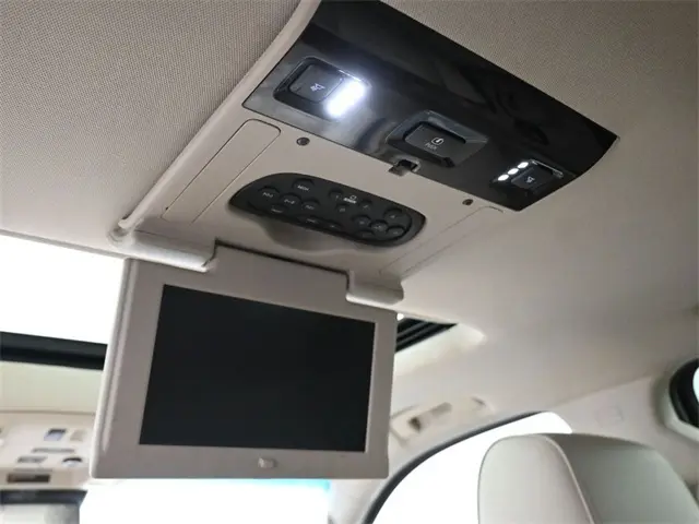 2015 Gmc Yukon Denali photo 29