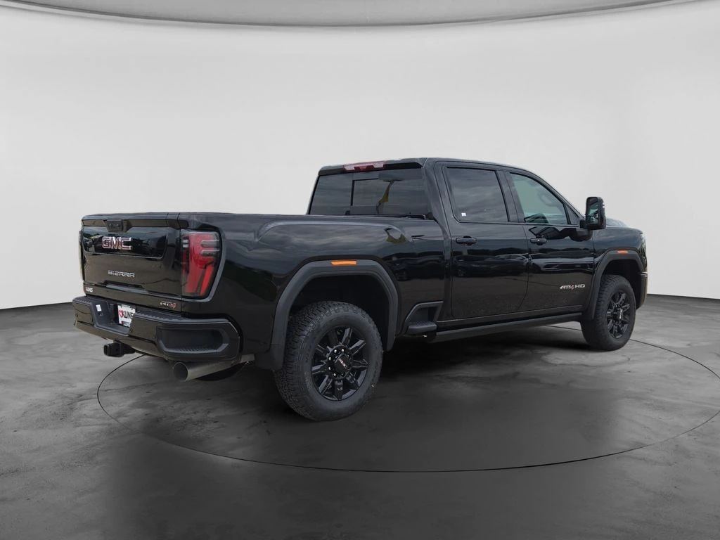 2026 GMC Sierra 2500HD AT4 - Photo 10