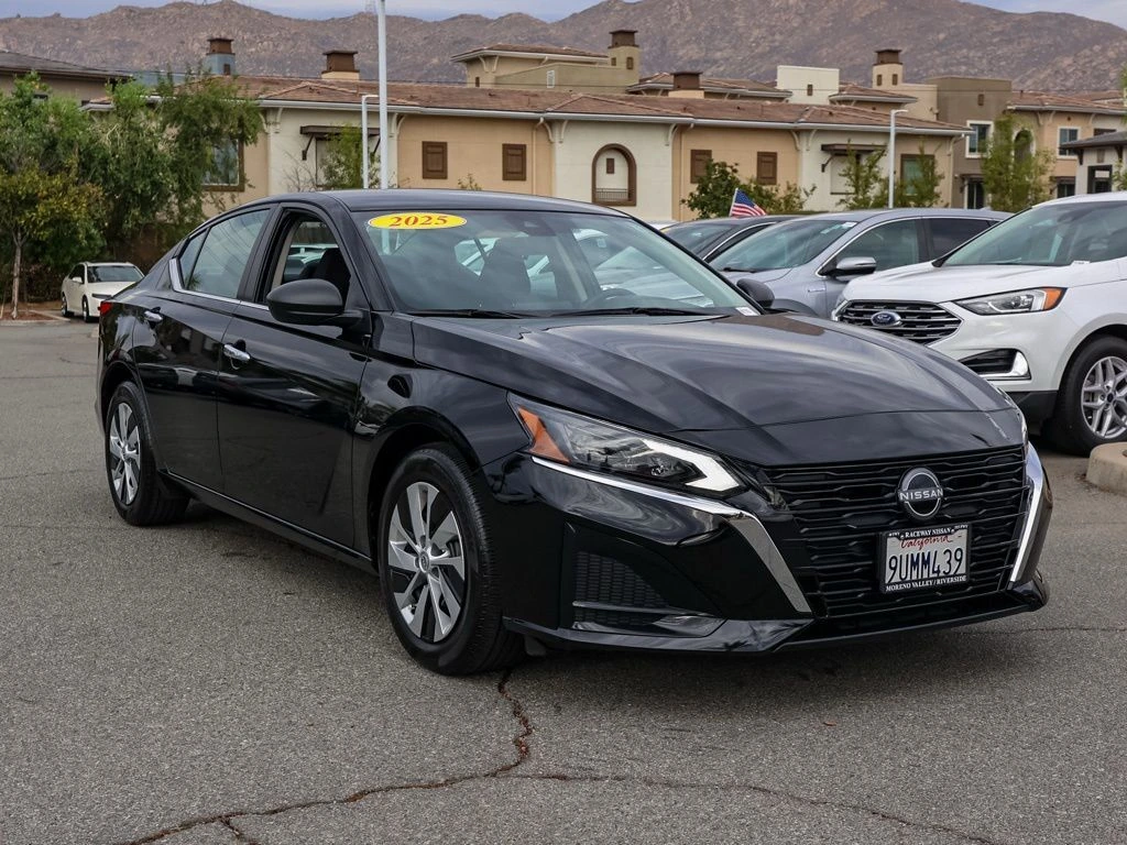 2025 Nissan Altima S