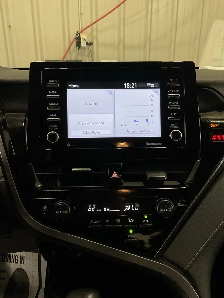 2024 Toyota Camry SE photo 16