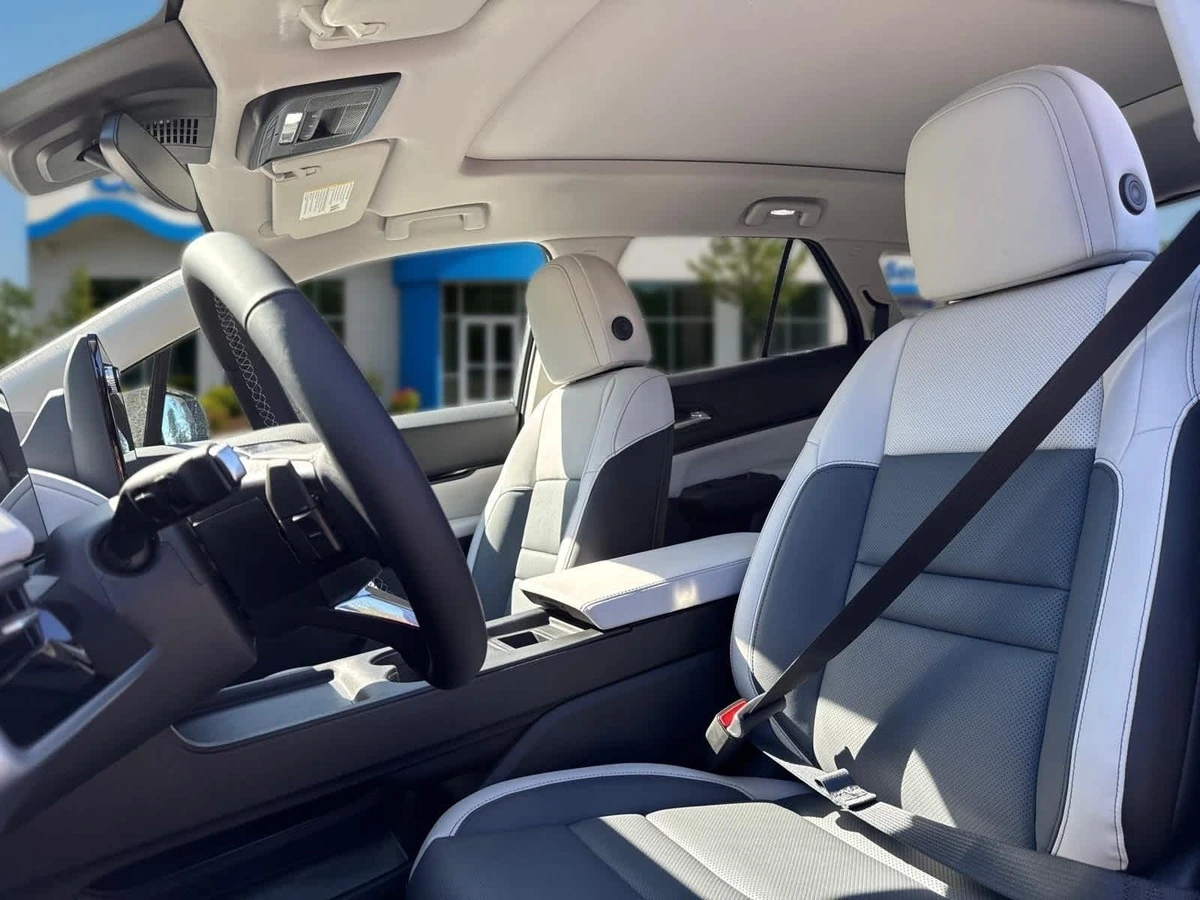 2025 Honda Prologue Elite - Photo 14