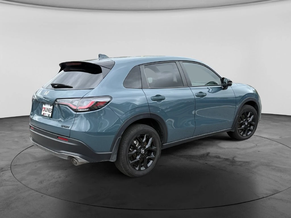 2025 Honda HR-V Sport - Photo 9