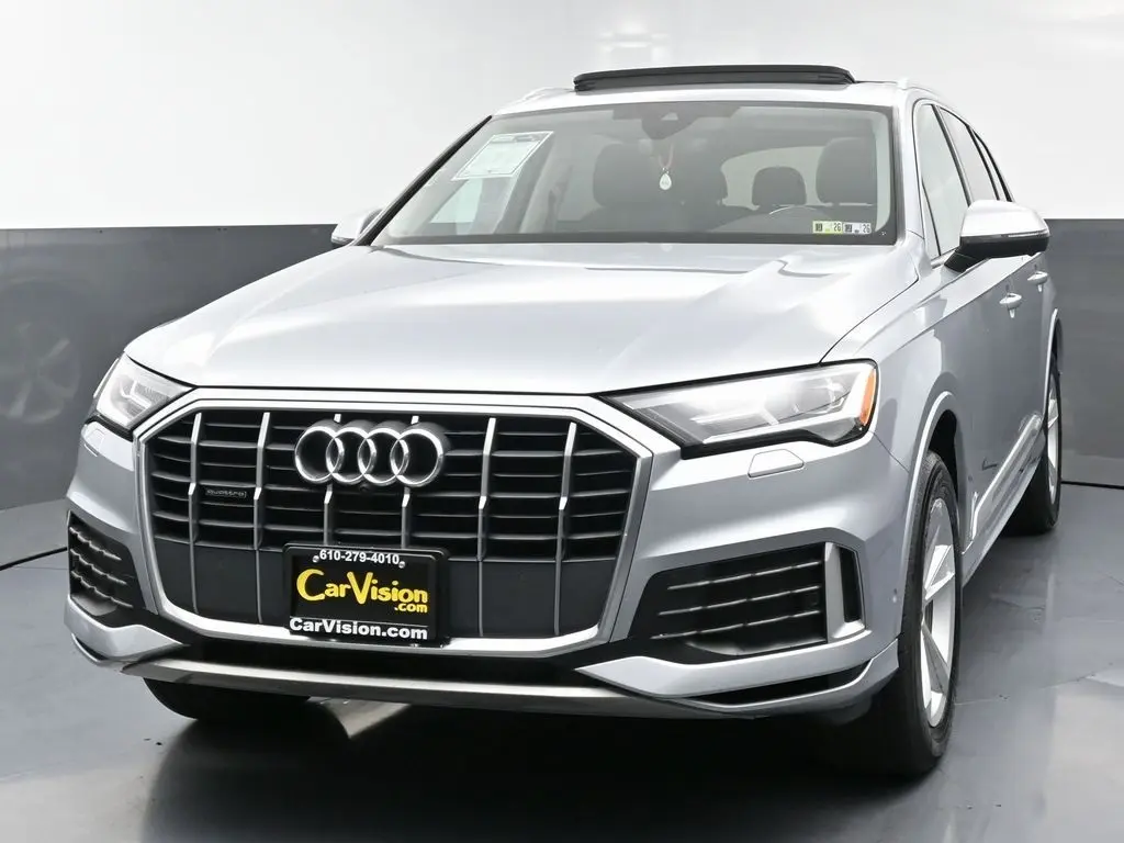 2022 Audi Q7 Premium photo 3