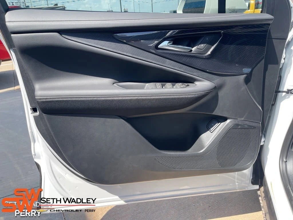 2025 Chevrolet Blazer EV LT - Photo 19