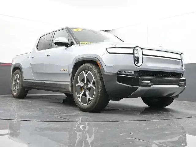 2022 Rivian R1T Adventure photo 30