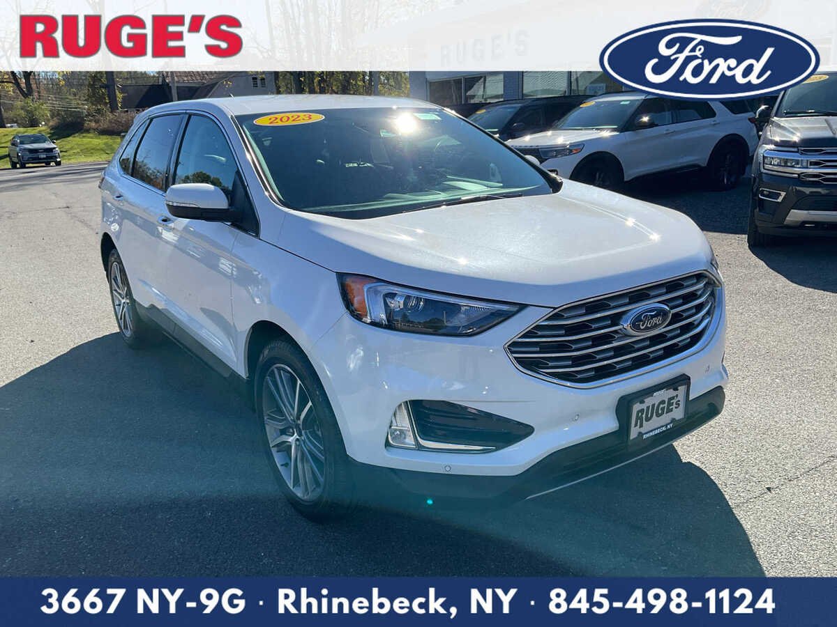 2023 Ford Edge Titanium