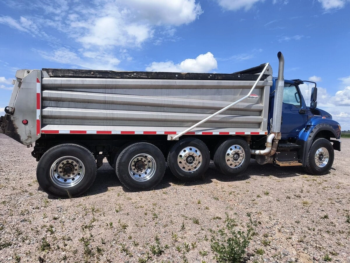 2022 International HV in Abbotsford, WI — photo 4