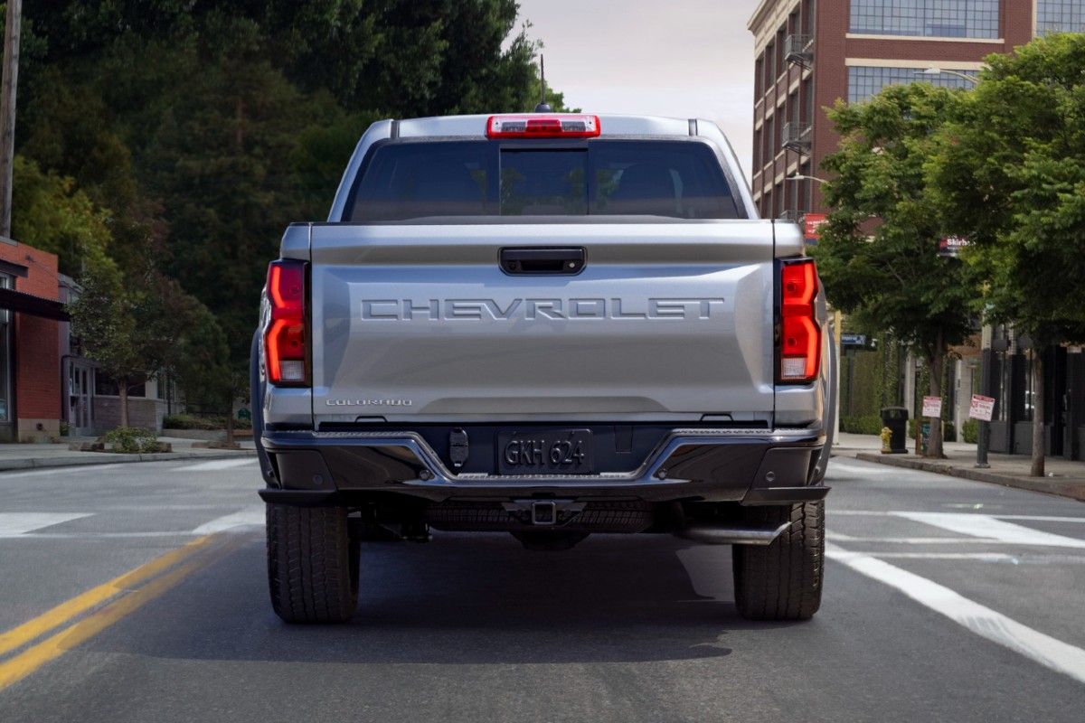 2023 Chevrolet Colorado Z71 Exterior Rear Fascia