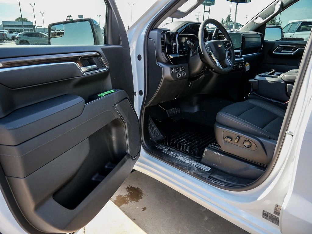2026 Chevrolet Silverado 1500 LT - Photo 27