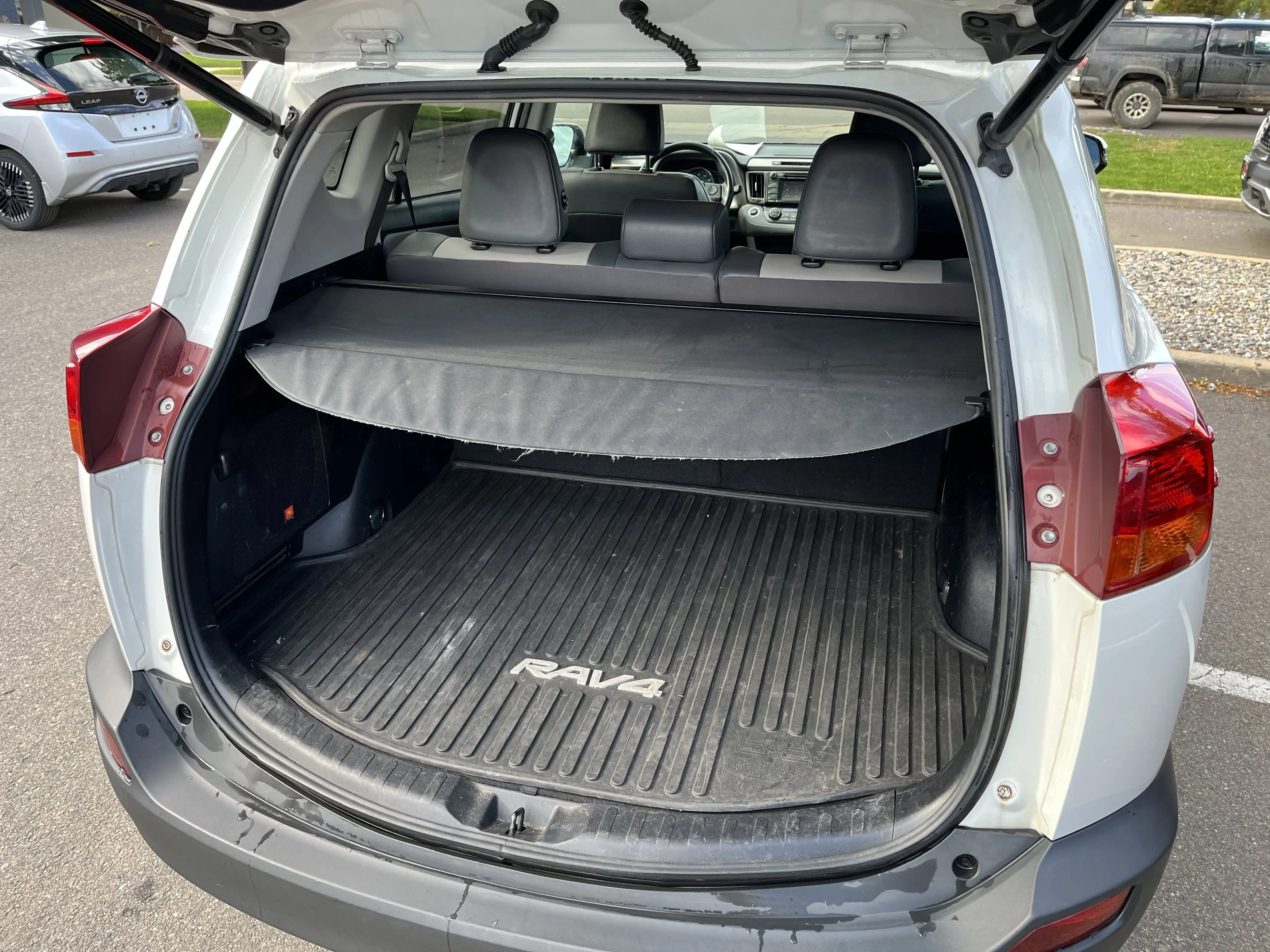 2015 Toyota RAV4 Limited photo 23