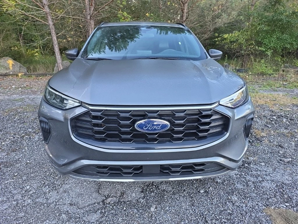 Used 2023 Ford Escape ST-Line with VIN 1FMCU0MN3PUA41275 for sale in Homer City, PA
