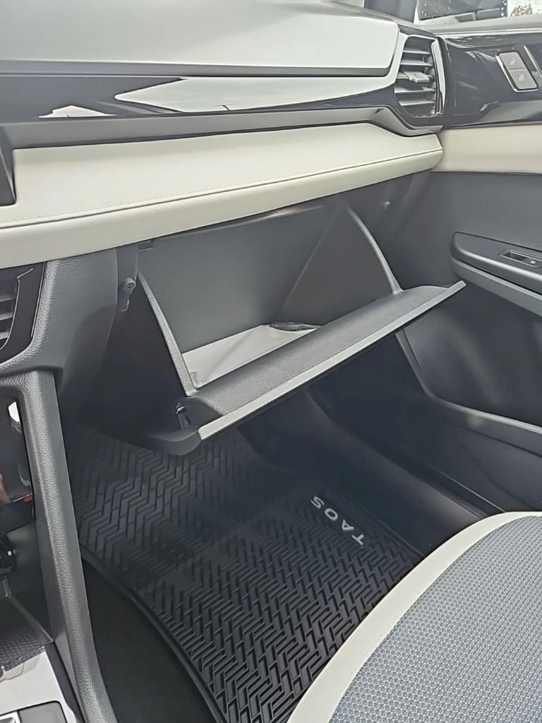 2026 Volkswagen Taos S - Photo 28