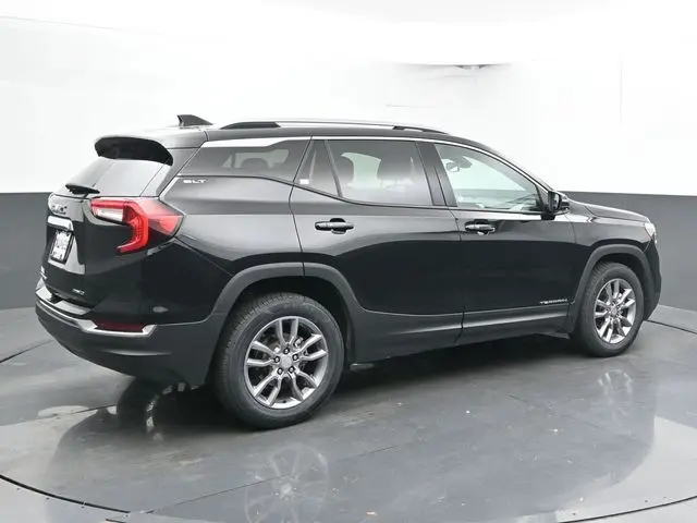 2024 Gmc Terrain SLT photo 5