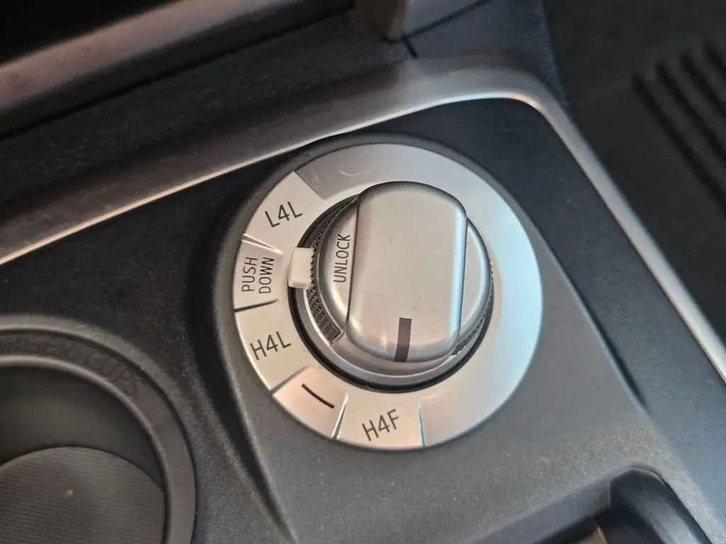 2023 Toyota 4Runner Limited photo 5