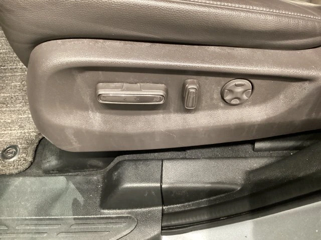 2024 Honda Odyssey EX-L - Photo 27