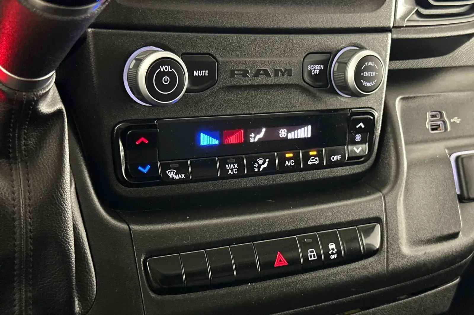 2023 Ram ProMaster 2500 Base photo 14