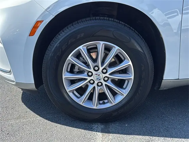 2024 Buick Enclave Premium photo 9