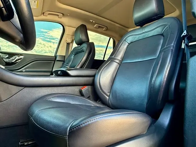 2022 Lincoln Aviator Reserve photo 12