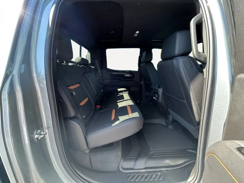 2025 Gmc Sierra 1500 AT4 photo 11