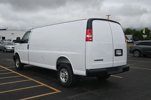 2026 Chevrolet Express Cargo Work Van - Photo 6